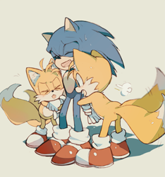 Size: 2987x3189 | Tagged: safe, artist:c52278, artist:狗不理栗子好吃吗, miles "tails" prower, sonic the hedgehog, 2020, classic tails, cute, eyes closed, fight, gay, grey background, holding another's arm, mouth open, self paradox, shipping, simple background, sonabetes, sonic x tails, sweatdrop, tailabetes, tongue out, trio